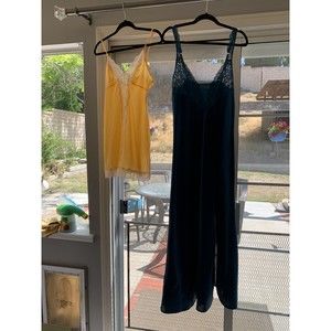 Victoria's Secret 2 Size Medium Lingerie gowns 1 Blue/Teal and 1 Gold Pre-Owned